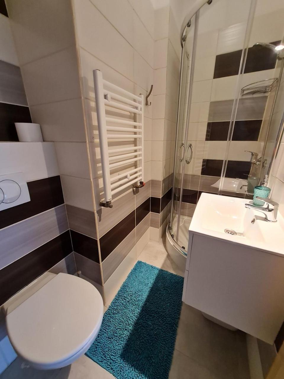 Bela - Pokoje Z Aneksami I Apartamenty Kolobrzeg Dış mekan fotoğraf